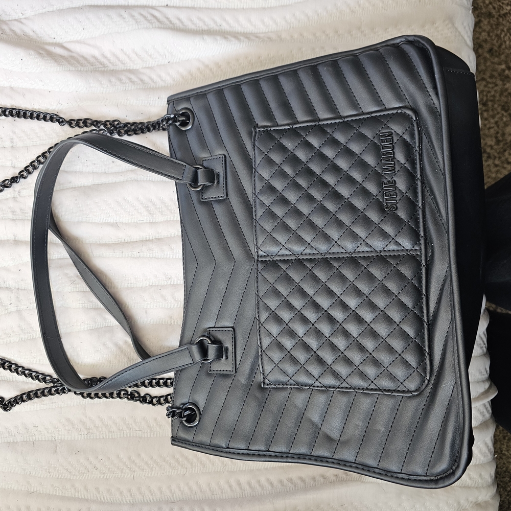 Black Quilted Steve Madden Shoulder Bag With Necessities Bag And Chain Strap